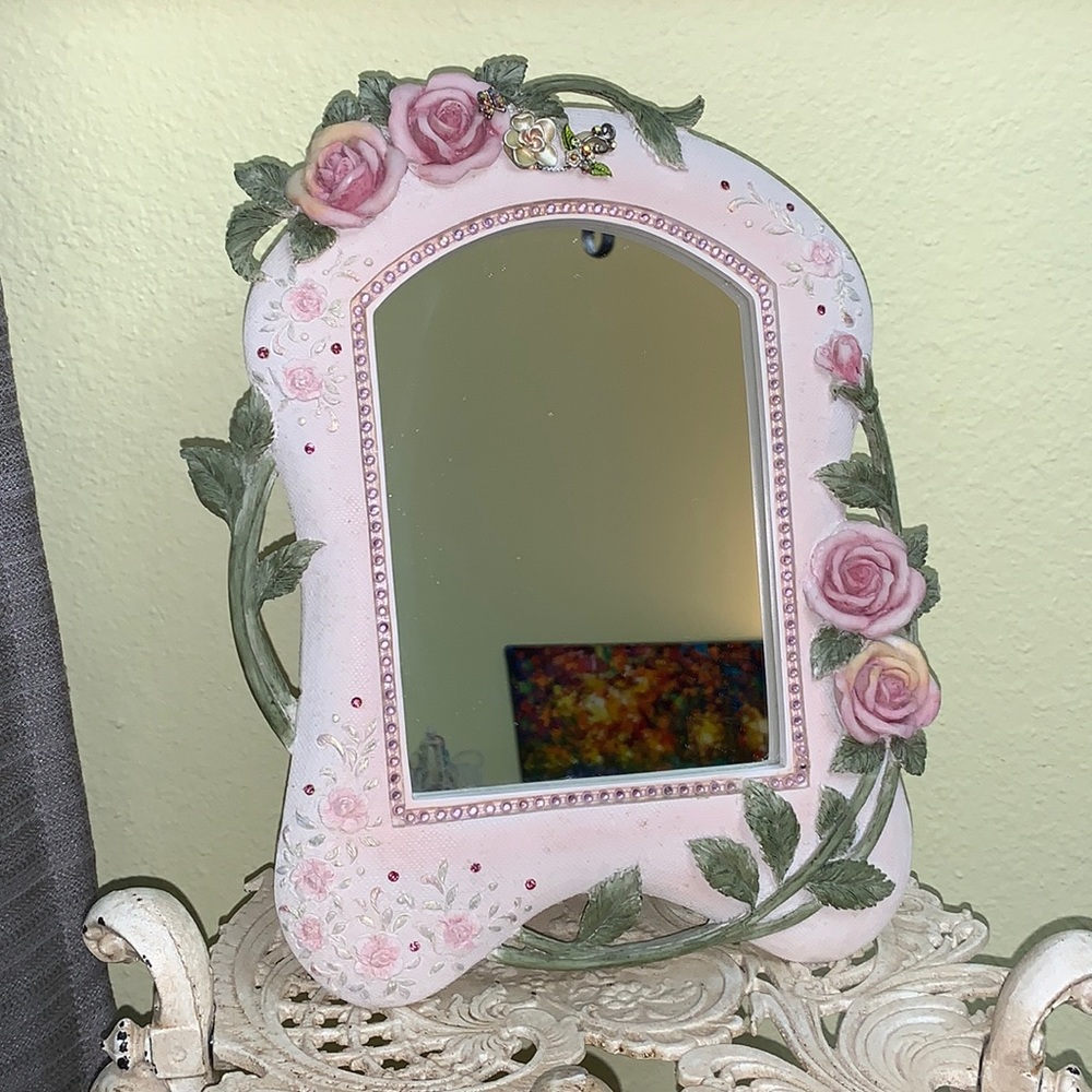 💕Pink roses mirror